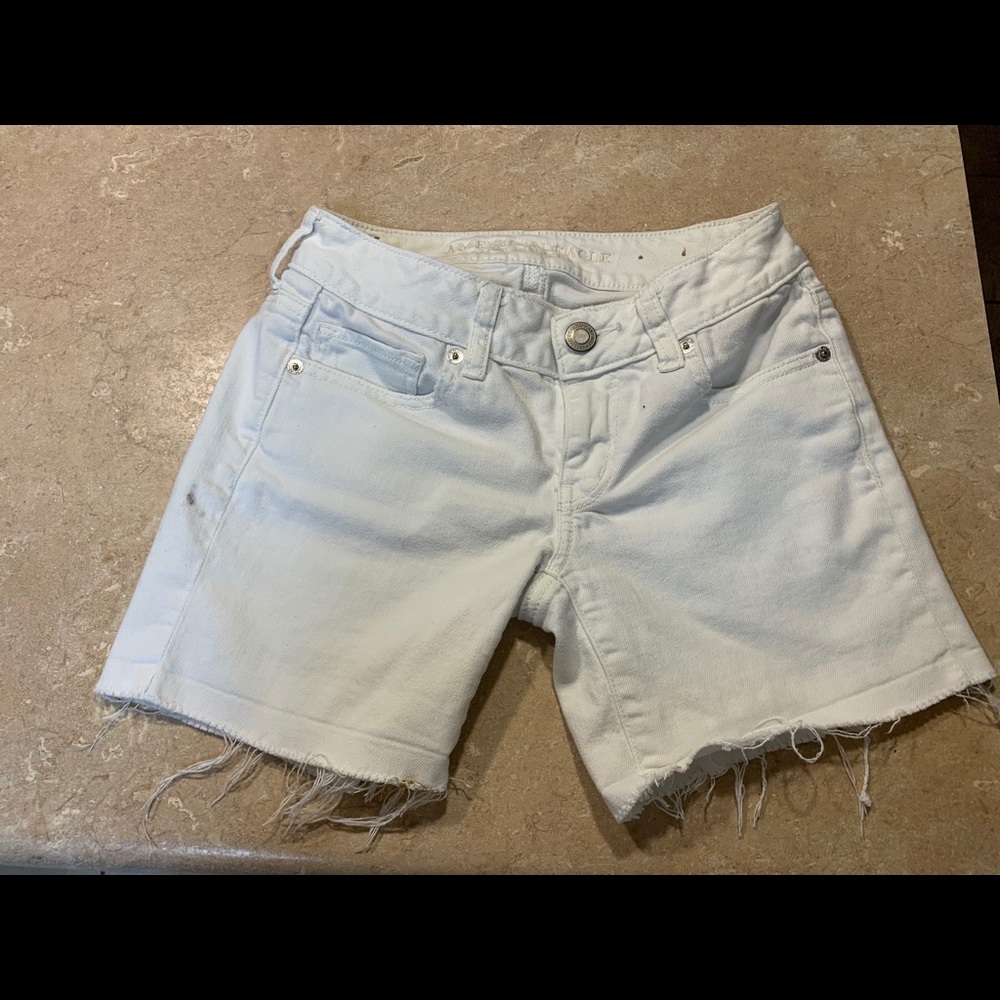 White American eagle shorts
